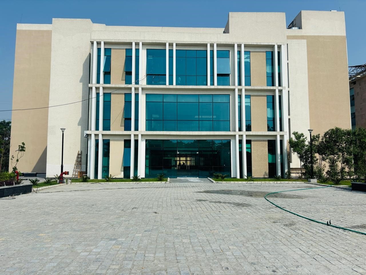 IIT Delhi Model Image 3